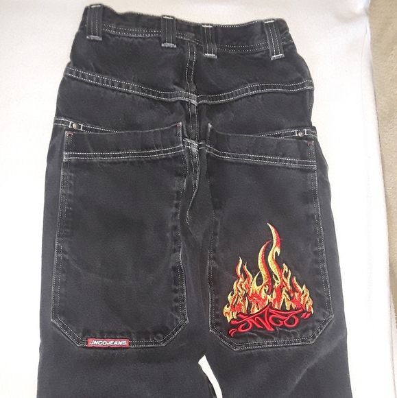 JNCO Black Jean Shorts with Flame Design - Picture 3 of 12
